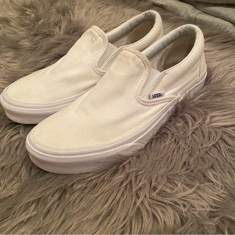 White Slip On Vans - Size 7.5